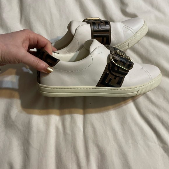 FENDI signature slip on sneakers - Picture 2 of 5